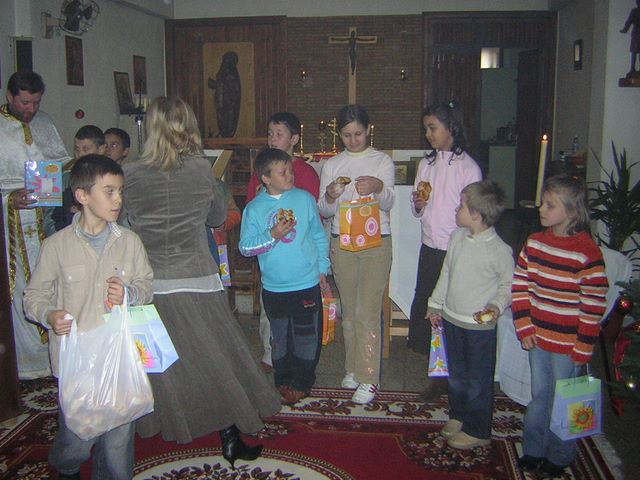 Mmmm, cozonaci ca acasă (2005)