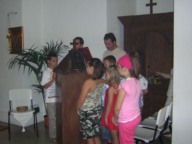 Echipă catehetică la strană de hram (2006)